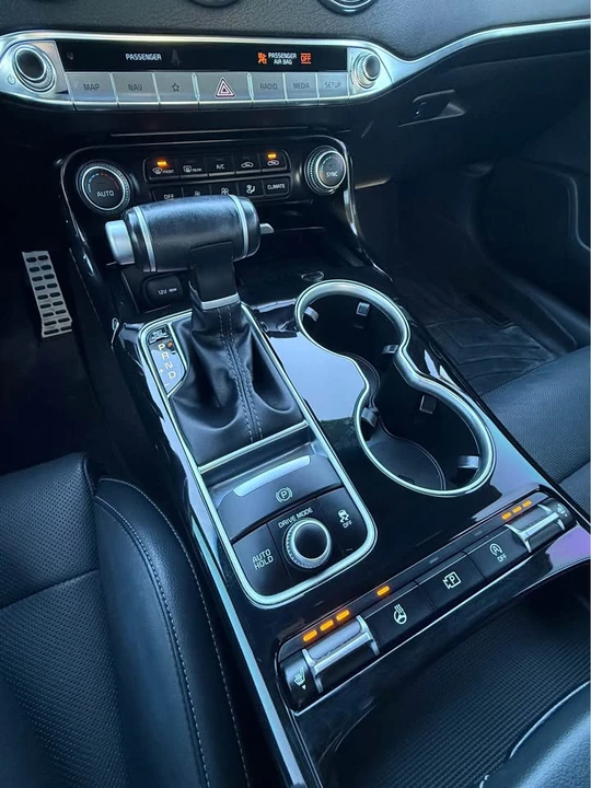 2023 Kia Stinger GT - Image 3 of 5