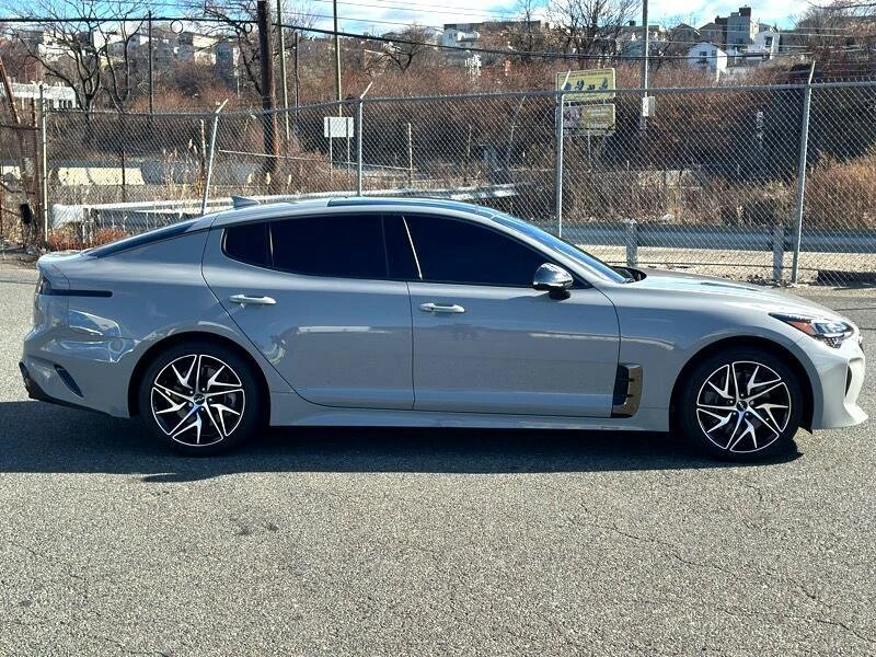 2023 Kia Stinger - Image 6 of 20