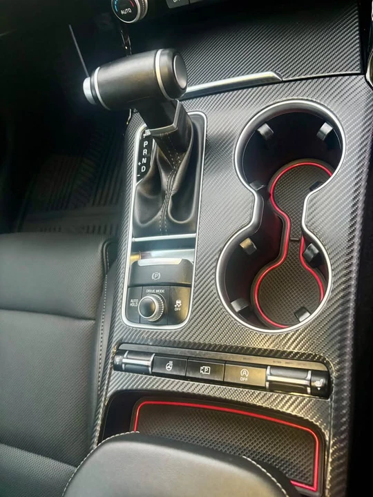 2023 Kia Stinger GT - Image 9 of 10