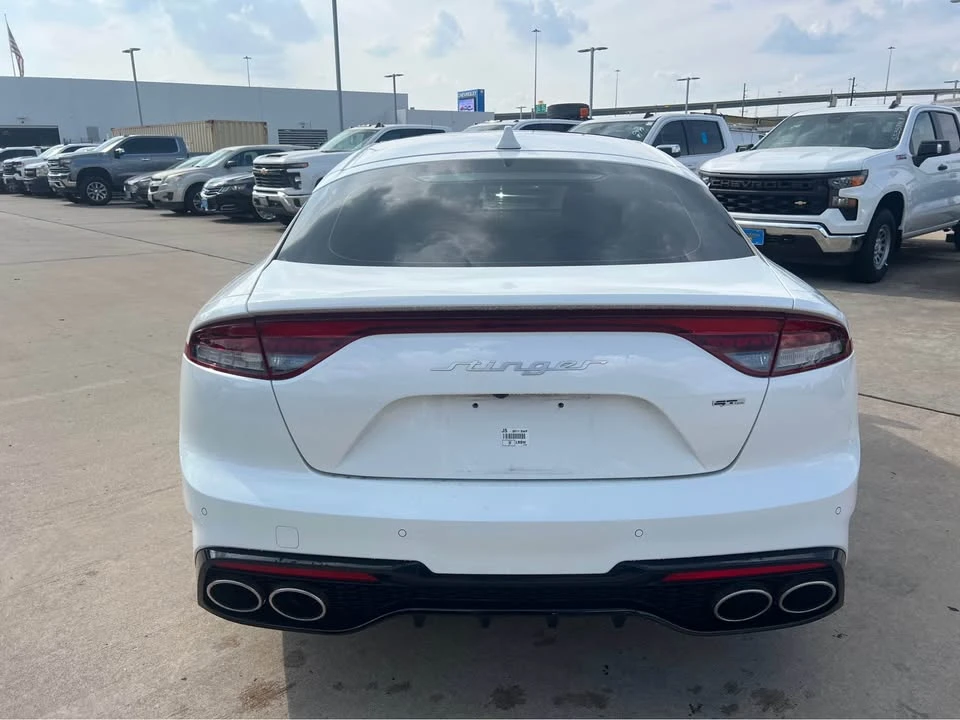 2023 Kia Stinger - Image 6 of 20