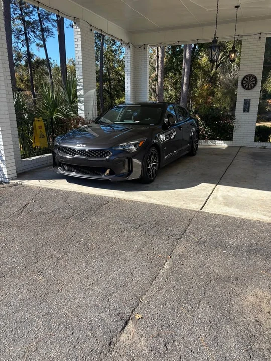 2023 Kia Stinger GT - Image 4 of 10