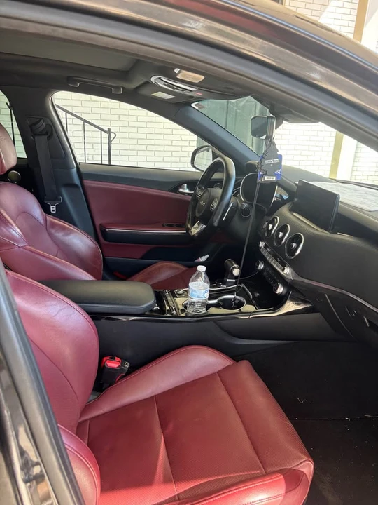 2023 Kia Stinger GT - Image 7 of 10
