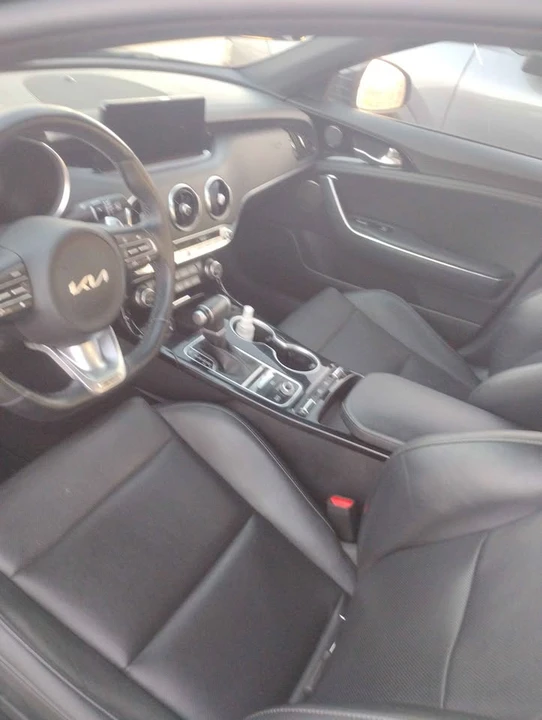 2023 Kia Stinger GT - Image 5 of 9