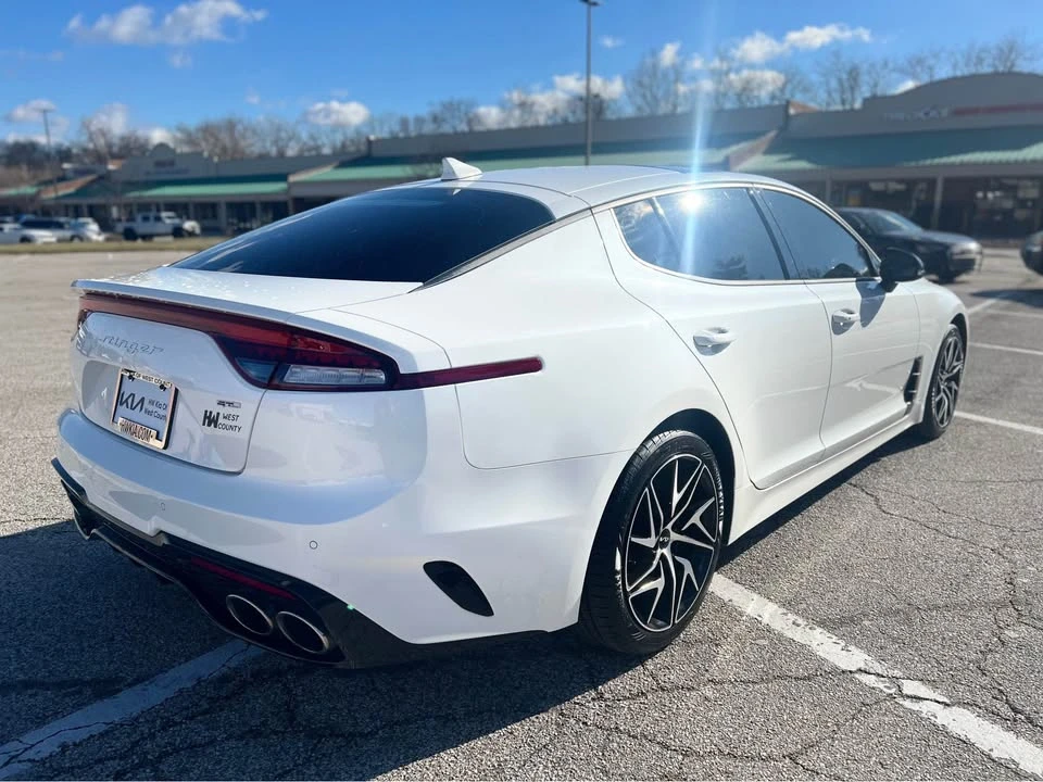 2023 Kia Stinger GT - Image 4 of 12