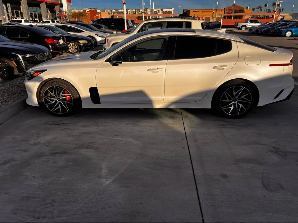 2023 Kia Stinger GT - Image 2 of 8