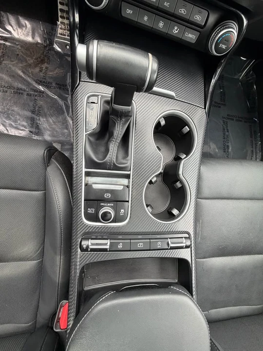 2023 Kia Stinger - Image 13 of 15