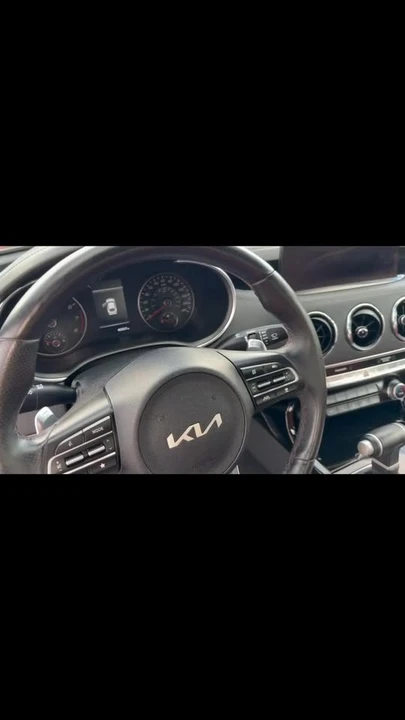2023 Kia Stinger - Image 11 of 11