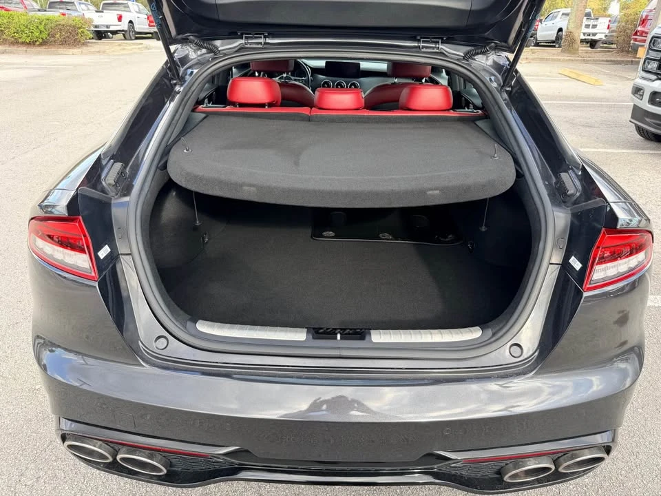 2023 Kia Stinger - Image 4 of 11