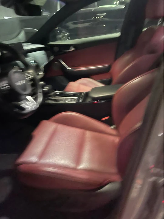 2023 Kia Stinger - Image 10 of 11