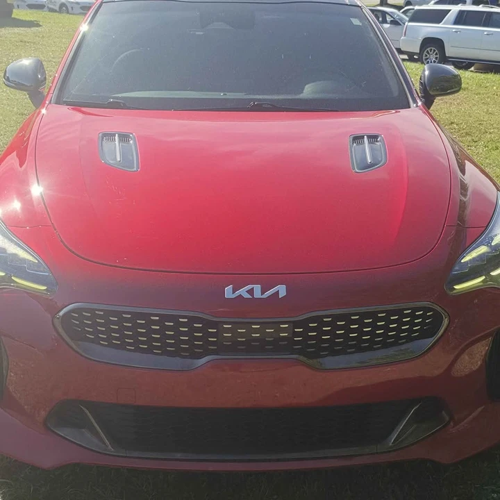 2023 Kia Stinger - Image 2 of 20