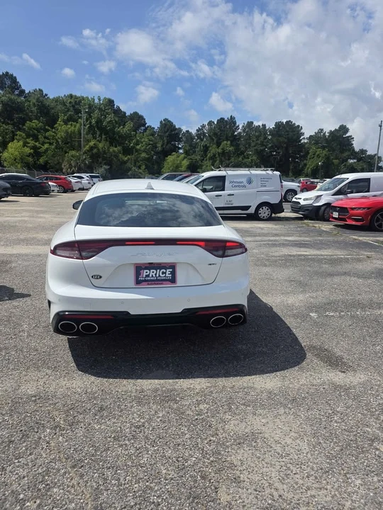 2023 Kia Stinger - Image 3 of 9