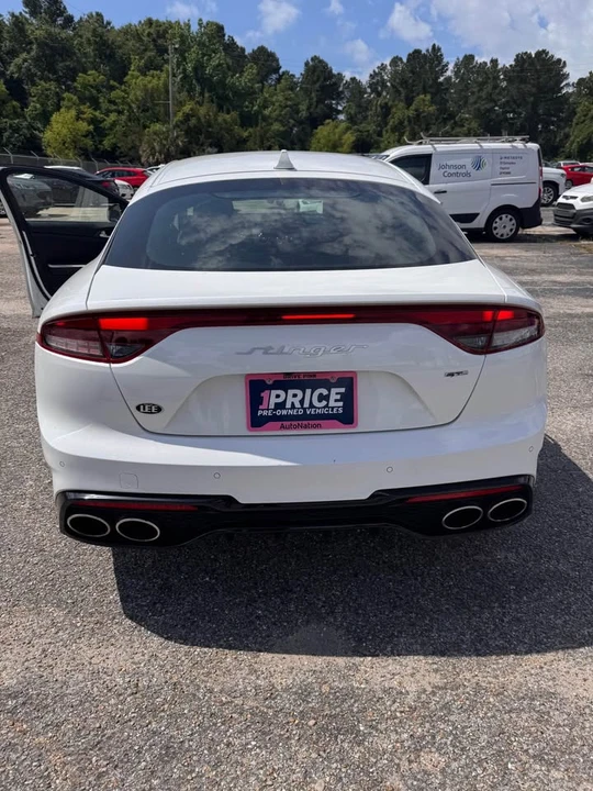 2023 Kia Stinger - Image 3 of 10