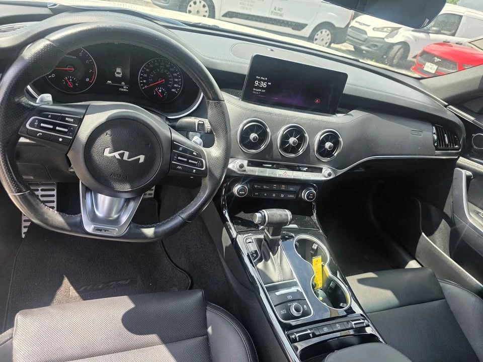 2023 Kia Stinger - Image 5 of 9