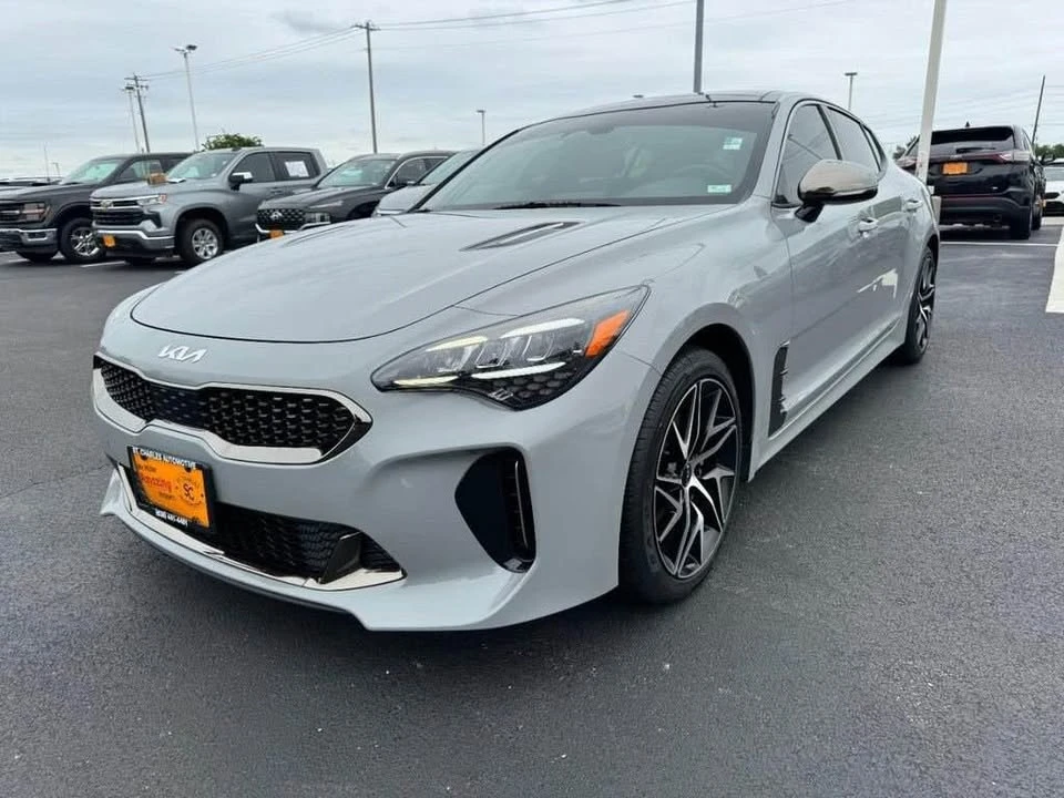 2023 Kia Stinger - Image 6 of 10