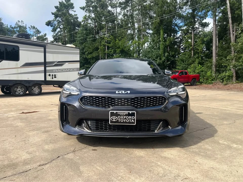 2023 Kia Stinger GT - Image 2 of 11