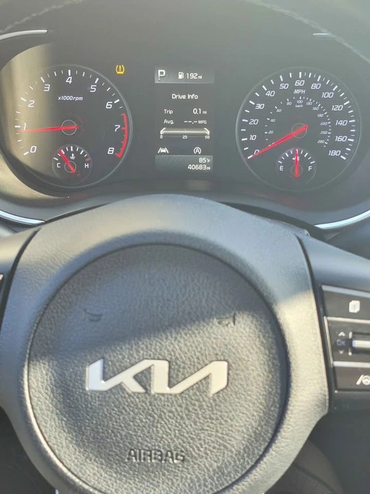 2023 Kia Stinger GT - Image 11 of 12