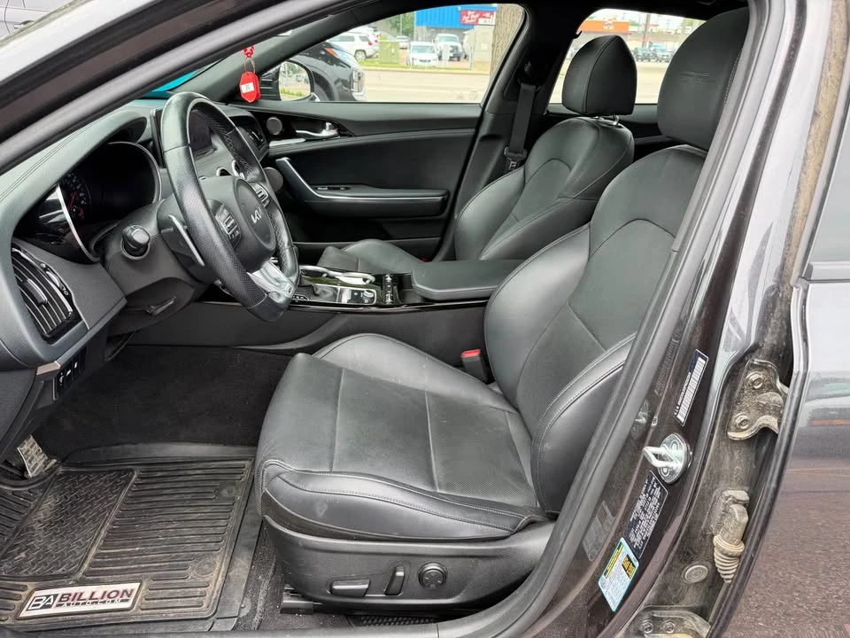 2023 Kia Stinger - Image 12 of 16