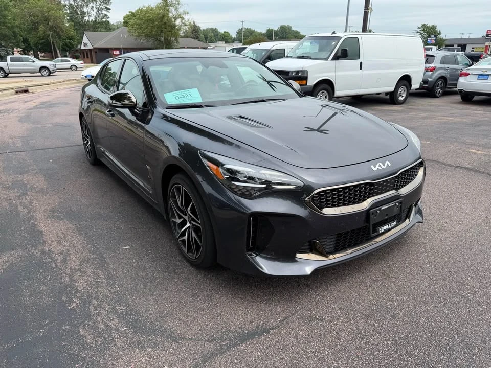 2023 Kia Stinger - Image 4 of 16