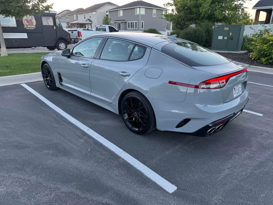 2023 Kia Stinger - Image 4 of 7