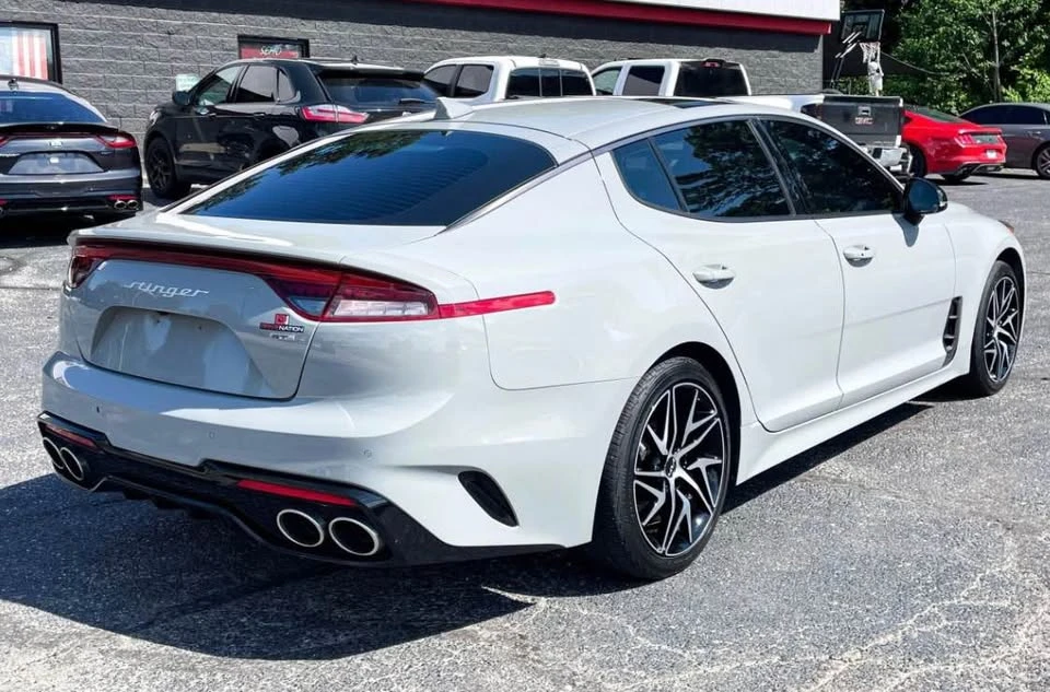 2023 Kia Stinger GT - Image 3 of 10