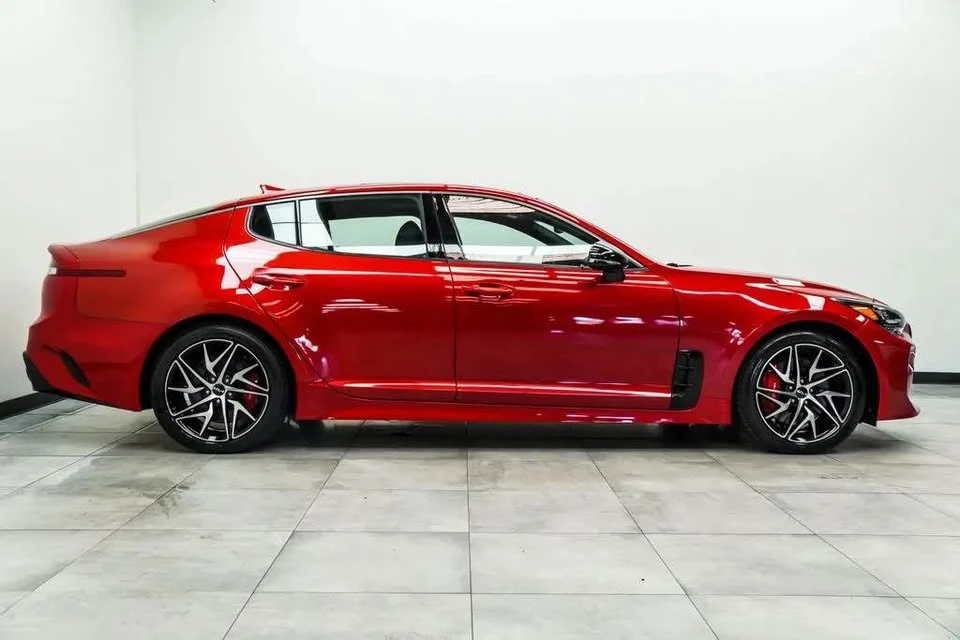 2023 Kia Stinger GT - Image 8 of 19