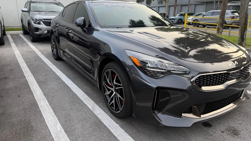 2023 Kia Stinger - Image 5 of 5
