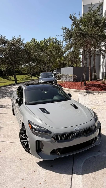2023 Kia Stinger GT - Image 7 of 17