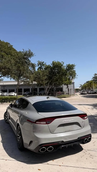 2023 Kia Stinger GT - Image 11 of 17