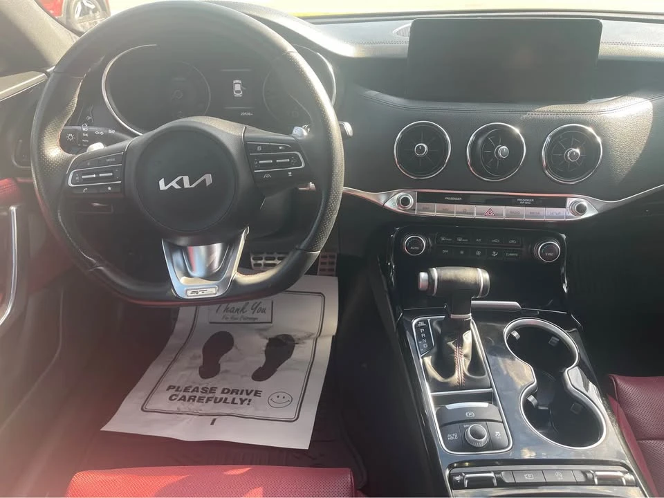 2023 Kia Stinger GT - Image 11 of 12