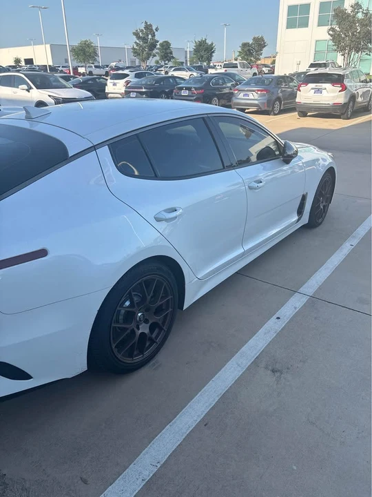 2023 Kia Stinger GT - Image 3 of 4