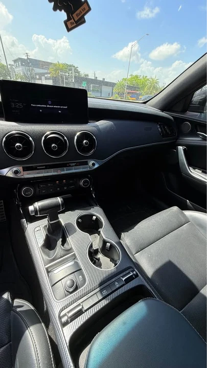 2023 Kia Stinger GT - Image 12 of 13
