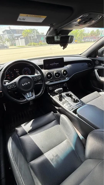 2023 Kia Stinger GT - Image 9 of 13