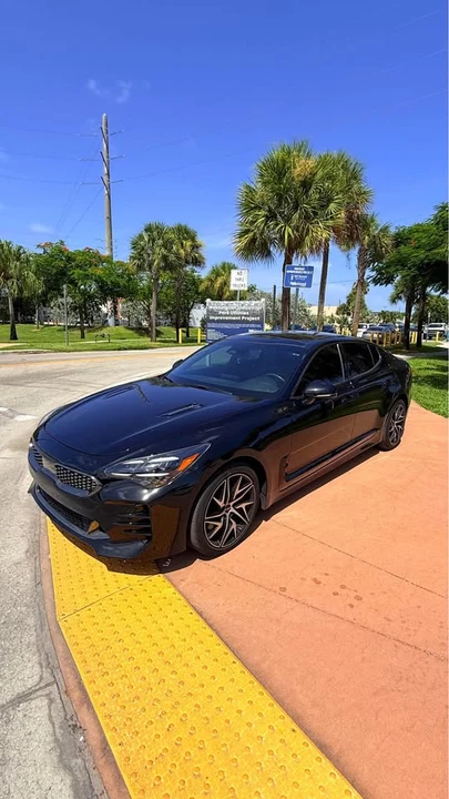 2023 Kia Stinger GT - Image 4 of 13