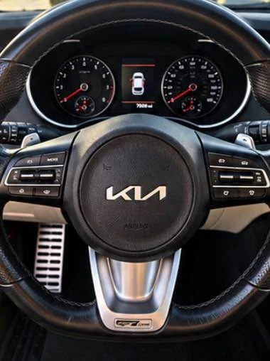 2023 Kia Stinger GT - Image 5 of 7