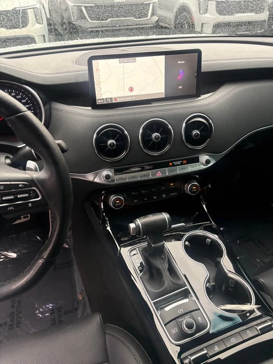 2023 Kia Stinger GT - Image 9 of 9