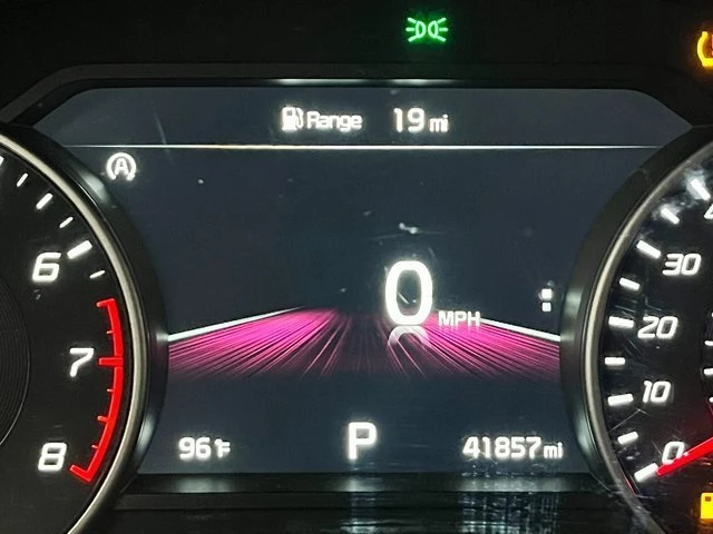 2023 Kia Stinger GT - Image 16 of 17