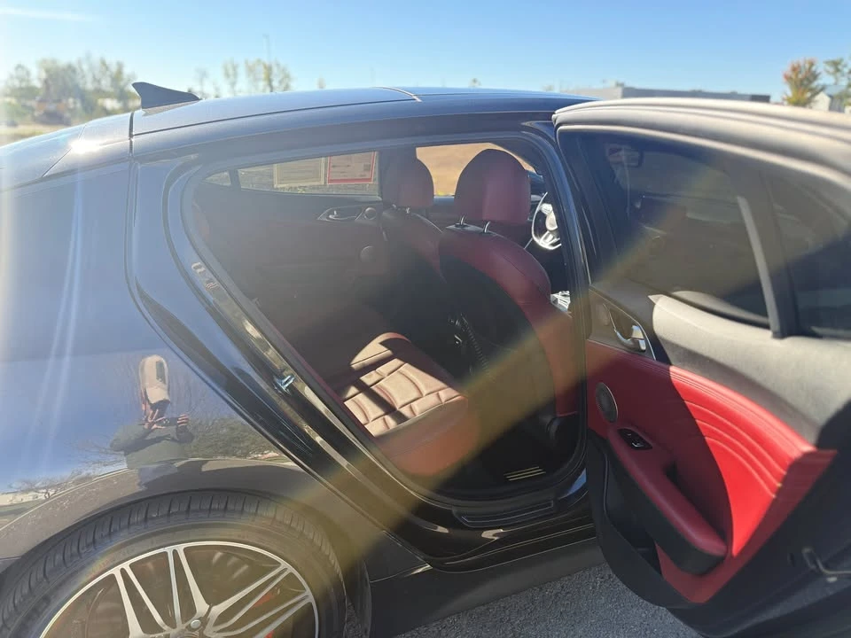 2023 Kia Stinger GT - Image 12 of 16