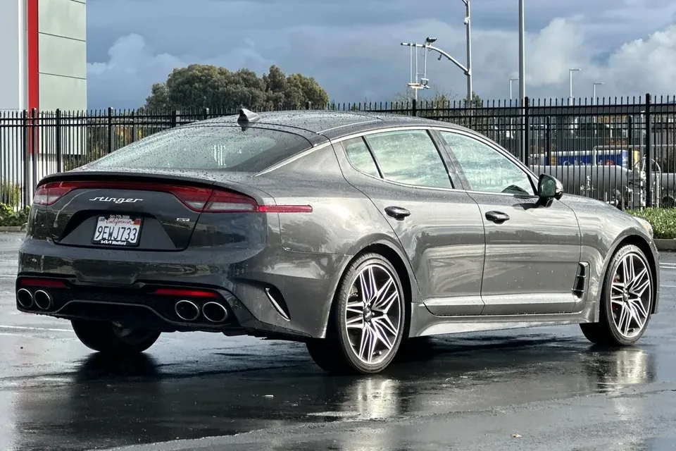 2023 Kia Stinger GT - Image 7 of 13