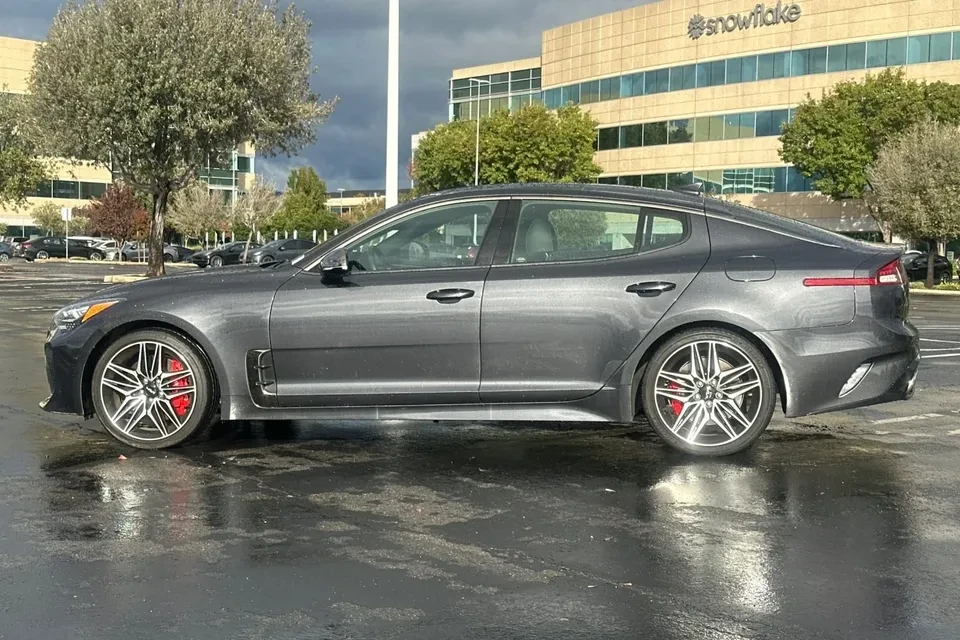2023 Kia Stinger GT - Image 4 of 13