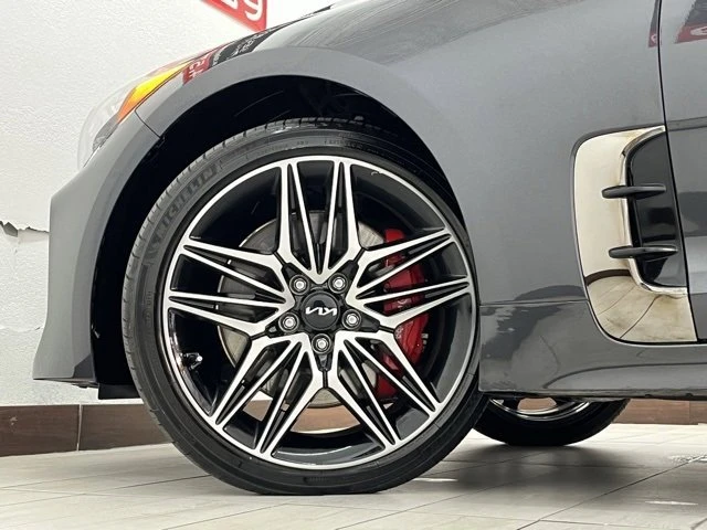 2023 Kia Stinger GT - Image 10 of 20