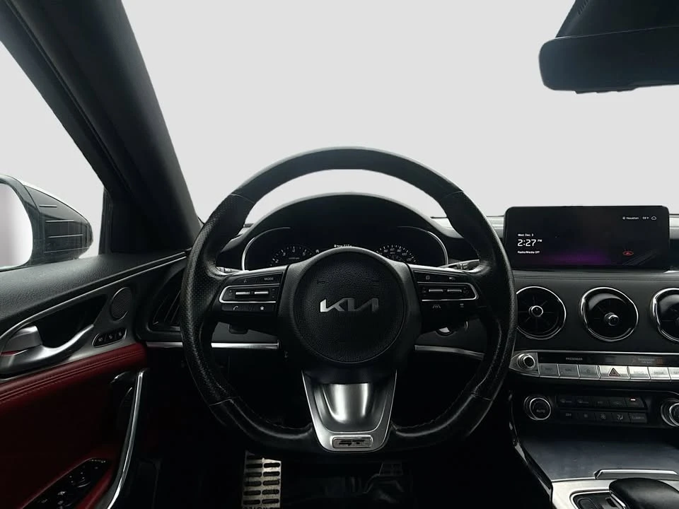 2023 Kia Stinger GT - Image 11 of 19