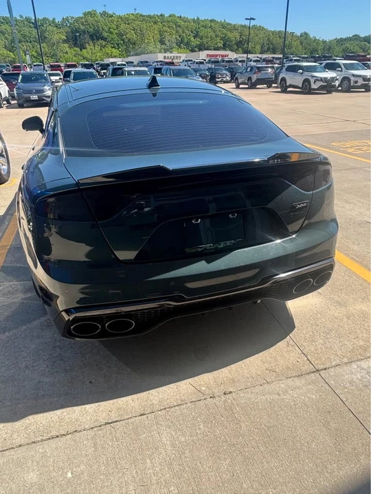 2023 Kia Stinger GT - Image 4 of 10