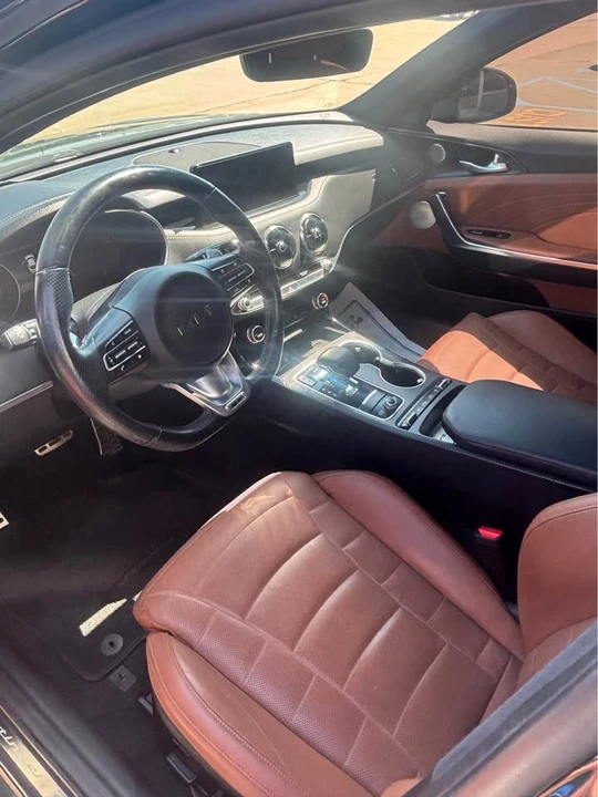 2023 Kia Stinger GT - Image 8 of 10