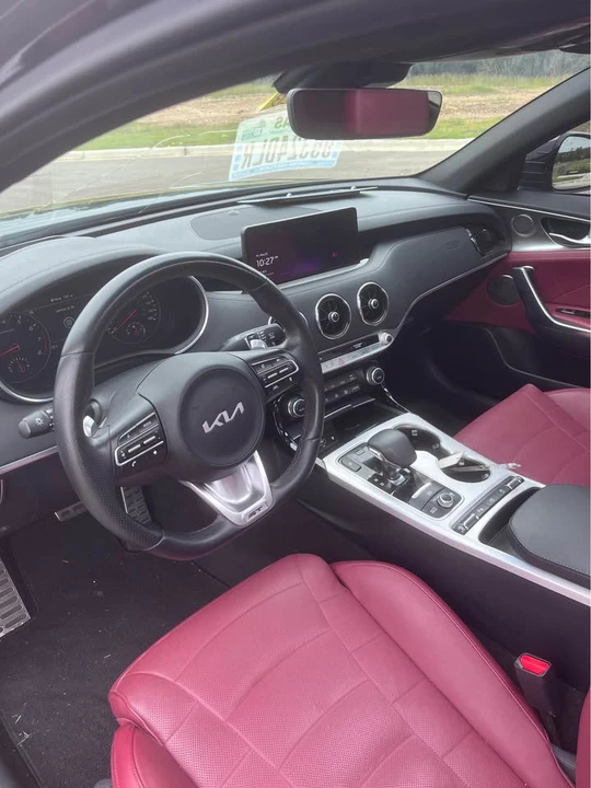 2023 Kia Stinger GT - Image 7 of 11