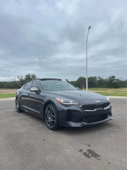 2023 Kia Stinger GT - Image 2 of 11