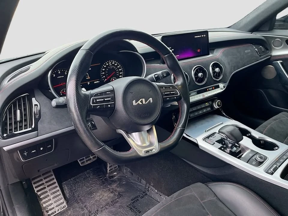 2023 Kia Stinger GT - Image 9 of 20