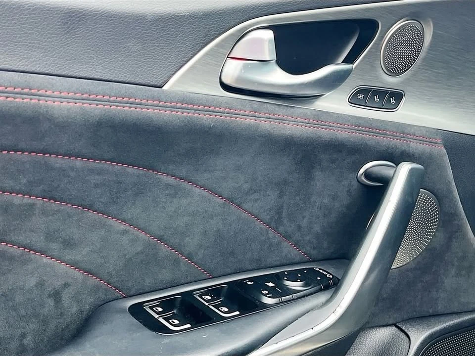 2023 Kia Stinger GT - Image 18 of 20