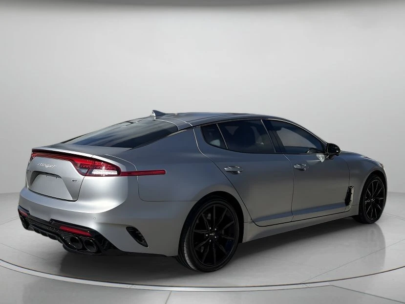 2023 Kia Stinger GT - Image 2 of 10