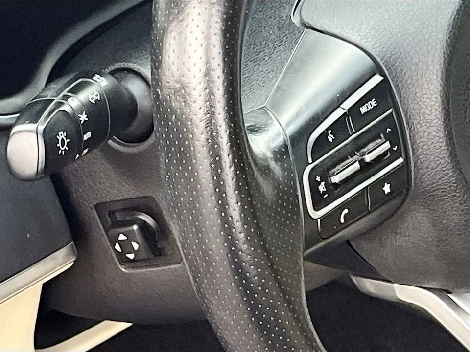 2023 Kia Stinger GT - Image 9 of 15