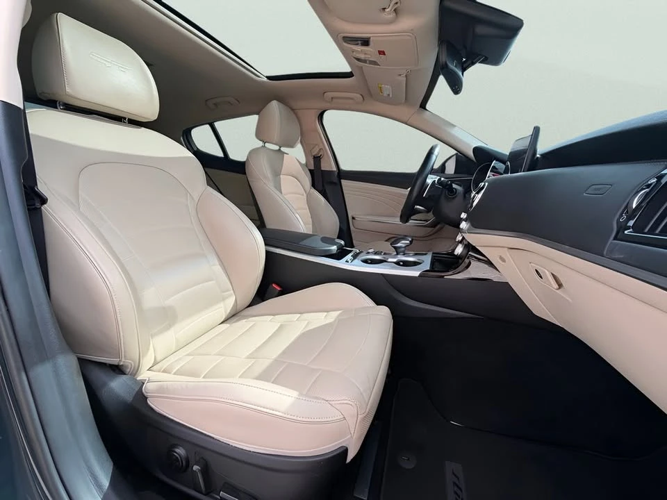 2023 Kia Stinger GT - Image 14 of 14